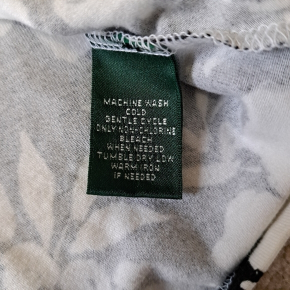 Ralph Lauren Floral Print Top Black White Ladies Medum Flutter Sleeve Shirt - Picture 9 of 10